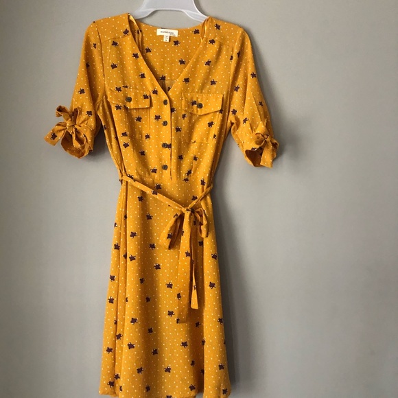 Mustard Fox Knee Length Dress - Picture 1 of 4